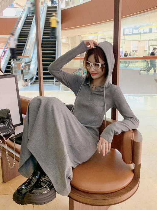 【179元任选2件】最后一波现货！2色连帽连衣长裙 商品图12