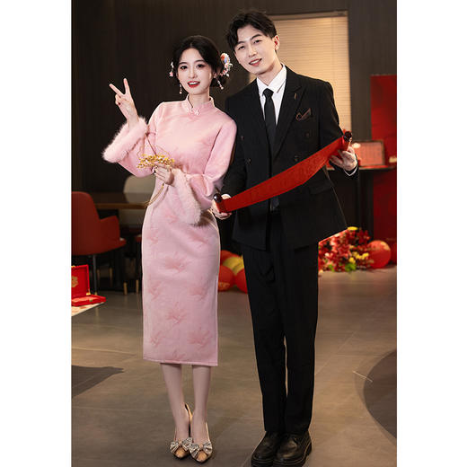 【婉婉】粉色新中式旗袍，倒大袖加厚麂皮绒敬酒服新娘订婚礼服裙LSB3246 商品图0
