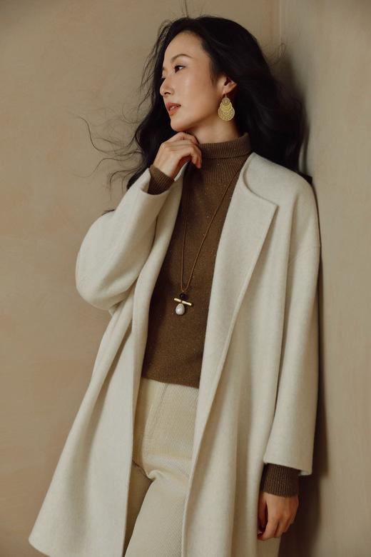 打破秋日沉闷必备——时髦复古原创系列毛衣链！搭配神器，进口材质手工制作匠心温度～温润优雅，自带俏皮感，轻松提升整体气质与穿搭层次感～ 商品图6