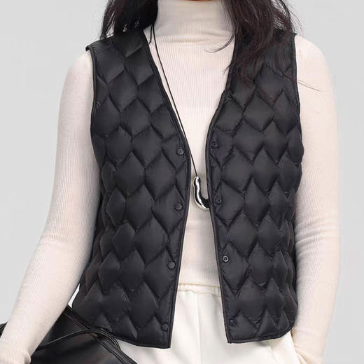 「高货sh」全新升级【铂金会员211/天猫279/差价68】(01420)洛诗琳菱格90白鸭绒羽绒马甲2025冬季V领保暖叠穿保暖内胆 商品图4