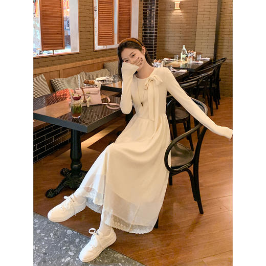 【169元任选2件】现货！杏色领口侧边蝴蝶结长裙 商品图1