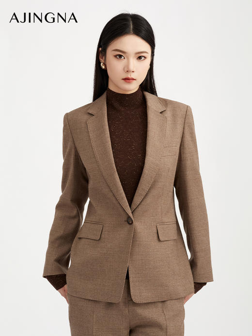 【商场同款】阿菁娜秋季新款静奢老钱风西服大地色系一粒扣牛角扣珠边设计微收腰弹力A30Q108039 商品图3