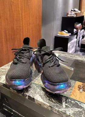 中性款系带休闲鞋HE