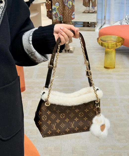 毛绒绒的𝐂𝐚𝐫𝐫𝐲𝐚𝐥𝐥 𝐁𝐁 商品图1