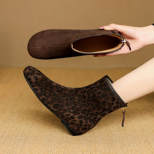 【预售5天】头层豹纹羊翻皮切尔西复古短靴女加绒马丁靴女NJMK&K1792 商品图0