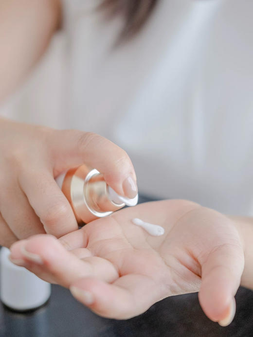 锦波生物研发，有背景的胶原！重源薇旖美胶原蛋白紧颜水乳液（120ml+80ml）保质期26年8月 商品图2