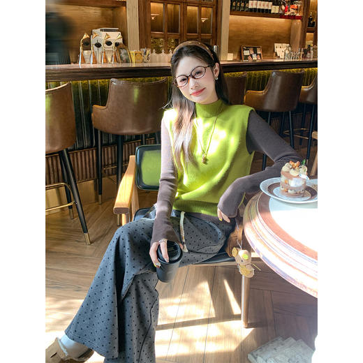 <曾小咸推荐>现货秒杀 ！微信超特价！韩系针织背心马甲 日常159.99 立减90 秒杀69.99！！打底衫 秒杀59.99！深灰色休闲裤秒杀89.99！ 商品图4