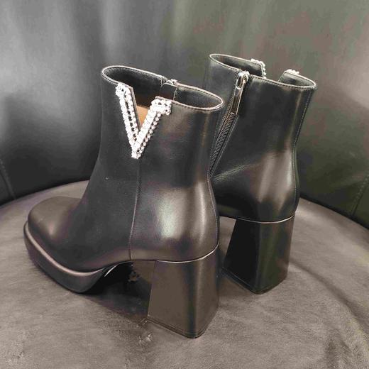 LFGJ凌介女鞋 时尚百搭小短靴 商品图4