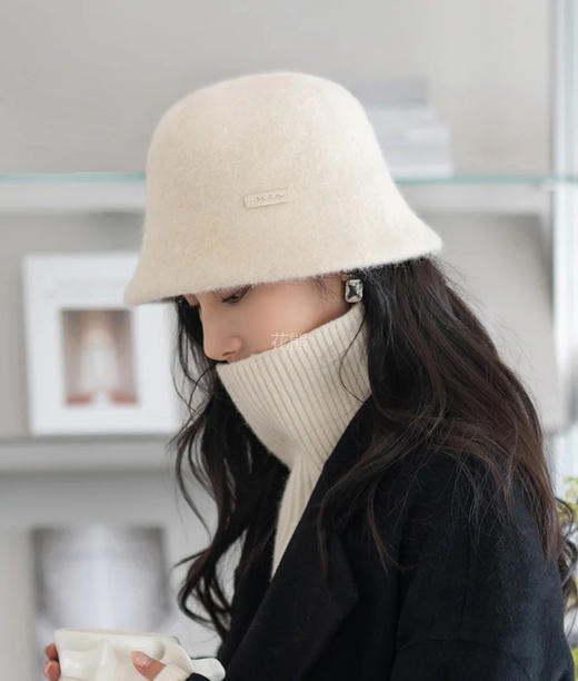 【羊驼毛混绵羊毛渔夫帽】秋冬凹造型必入!不挑脸型的百搭帽子渔夫帽的形状，帽檐设计的恰到好处简约又不失雅致 商品图4