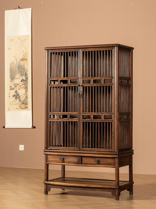 清早期	黄花梨透棂带座书格 商品图0