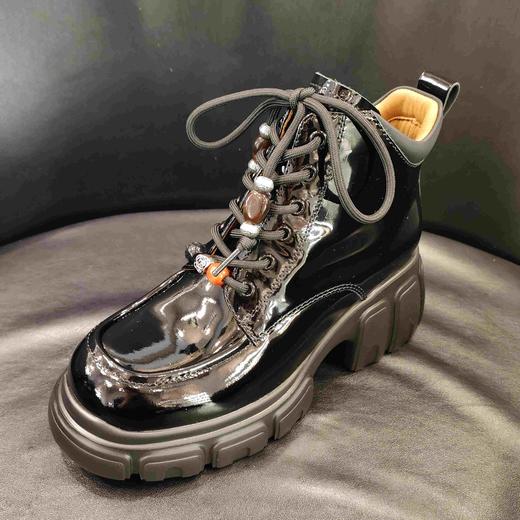 LFGJX0411凌介女鞋 时尚百搭小短靴 商品图0