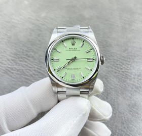 VS厂 蚝式恒动126000 最新款三色字面到货 黄色 蓝色 紫色3230机芯出货  认准腕表➕三码合一直径36mm-41mm腕表，斜边凌角边面钉，细节拉满 整个手表基于正品original原版开模❕