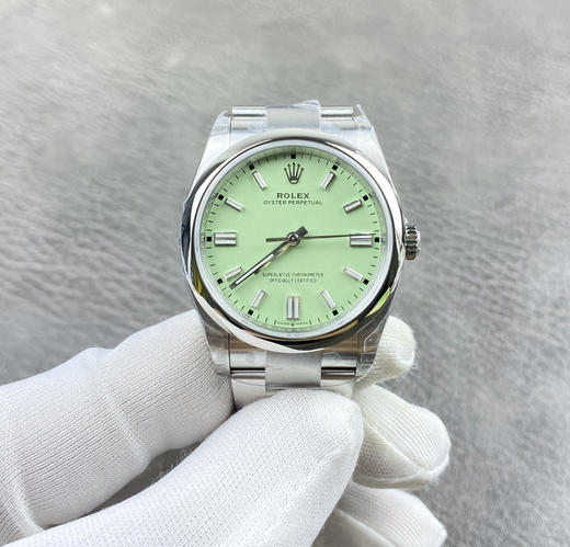 VS厂 蚝式恒动126000 最新款三色字面到货 黄色 蓝色 紫色3230机芯出货  认准腕表➕三码合一直径36mm-41mm腕表，斜边凌角边面钉，细节拉满 整个手表基于正品original原版开模❕ 商品图0