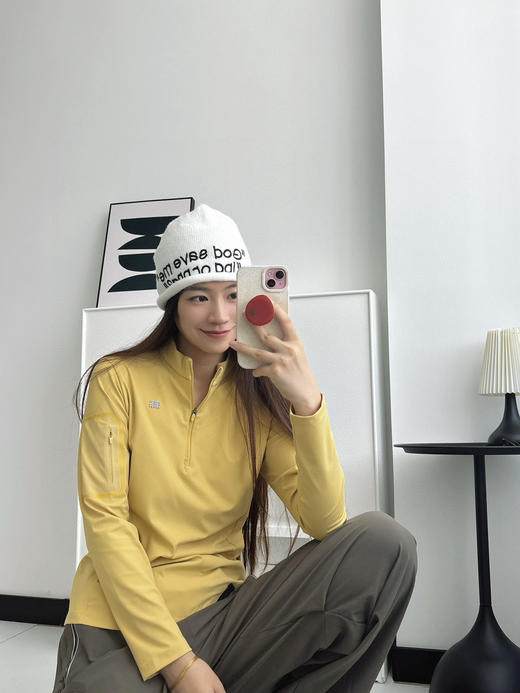 点此购买 可隆秋冬季女款半拉链速干运动内搭半拉链长袖T恤 qk 334146 商品图8