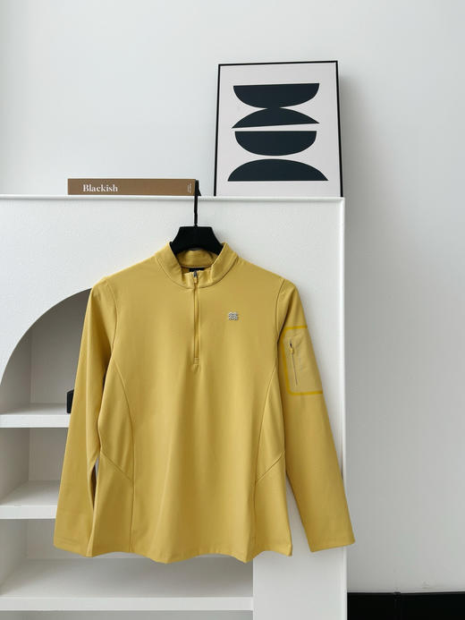 点此购买 可隆秋冬季女款半拉链速干运动内搭半拉链长袖T恤 qk 334146 商品图3