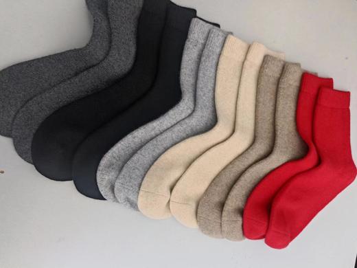 【羊绒袜男女款】鄂尔多斯100%山羊绒 羊绒羊毛吸汗防臭无骨羊毛袜秋冬季男女中筒袜 无缝合线，不硌脚，舒适柔软 商品图4