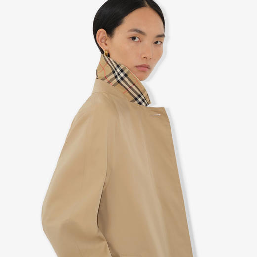 【五】BURBERRY 巴宝莉 女士中长款 Camden Heritage 轻便风衣 卡其色 8079400 A1366 商品图4