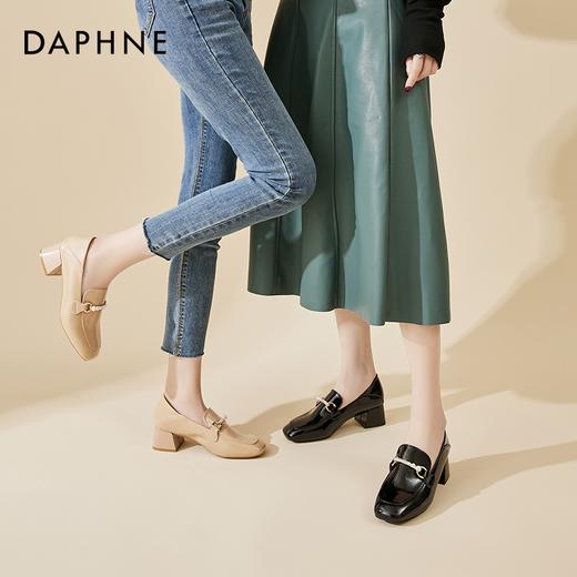 【达芙妮】粗跟英伦风小皮鞋422101511 商品图1