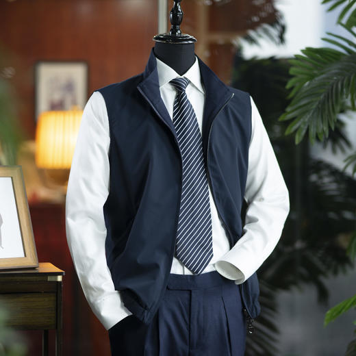 新款男士混纺双面马甲 商品图3