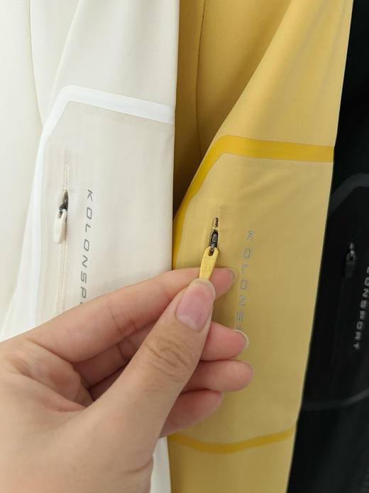 点此购买 可隆秋冬季女款半拉链速干运动内搭半拉链长袖T恤 qk 334146 商品图14