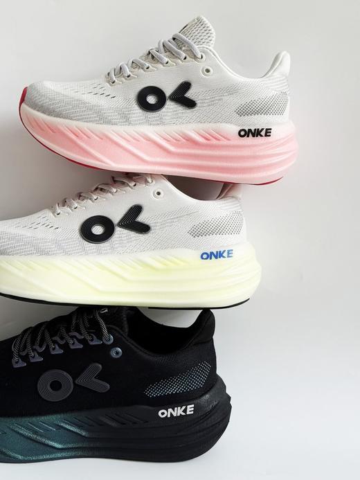 [小莉专属]【百元价格 | 千元配置✨】ONKE15代科技跑鞋，双层贾卡鞋面💥超临界鞋底发泡工艺❗ 5.6cm增高，显高显瘦！✅现仅169.9元 ❗高弹Q软如踩云朵☁全网性价比之W❗闭眼入不后悔！ 商品图2
