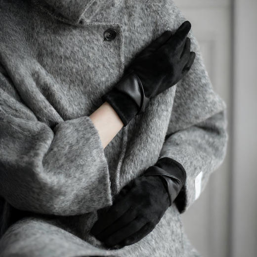 【超值2双装】SOOKIE 麂皮绒保暖手套 亲肤柔软 防风保暖 食指触屏设计 4色可选 商品图7