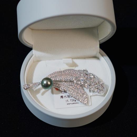 【辉姐严选】大溪地珍珠胸针丨天然海水珍珠约8-9mm  带盒发货 （如需定制可联系客服） 商品图3