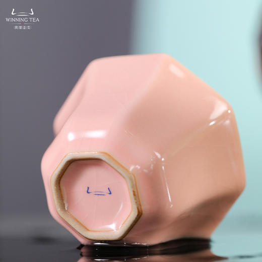 问鼎汝瓷粉汝八方宝相对杯 商品图6