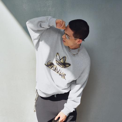 Adidas阿迪达斯SWEAT CREW男子 毛圈布格纹印花运动宽松卫衣套头衫KC0117 商品图6