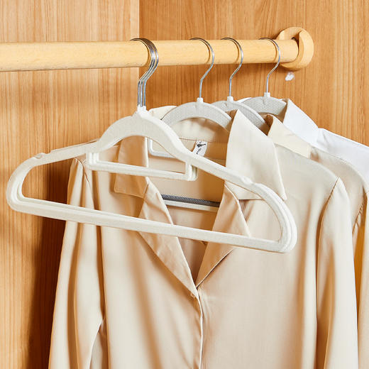植绒衣架家用挂衣防滑无痕防肩角晾晒衣服干湿两用 商品图1