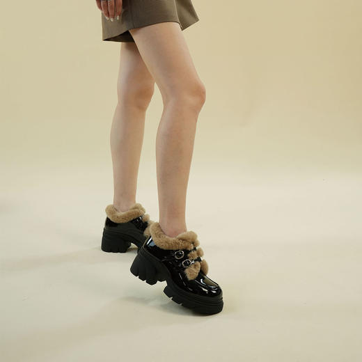 Westory2025年冬季牛漆皮厚底乐福鞋加绒保暖百搭深口毛毛鞋S25DM86051 商品图1