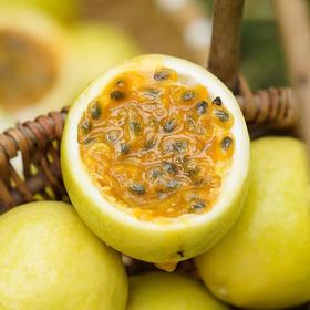 钦蜜9号黄金百香果#水果界的“黄金VC宝藏”，“百香果界宠儿”香气炸弹，颜值高、甜度高