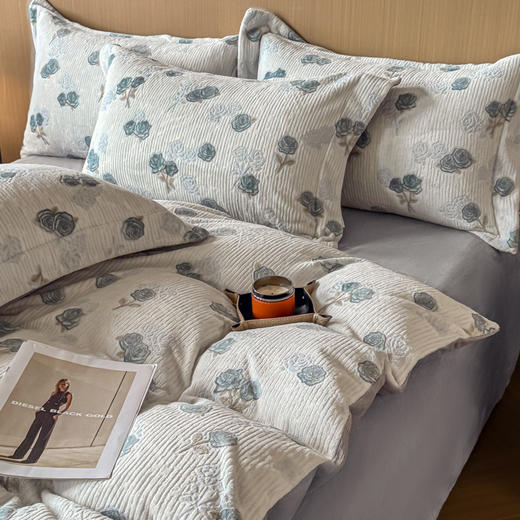 多喜爱 美眠康 牛奶绒绒套件 冰岛玫瑰池 商品图2