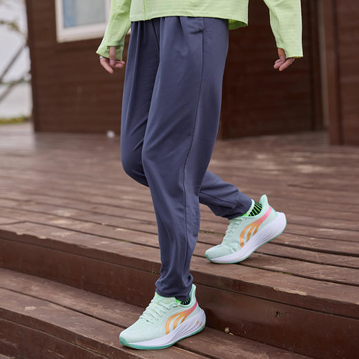 多威跑步长裤男新款弹力舒适运动裤女束脚休闲裤3652100 商品图5