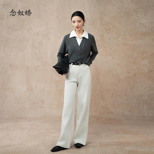 【商场同款】CNQ5854  “ 高知假两件”  廓形宽松好穿好搭配 领口可拆卸打理更便捷 商品图6