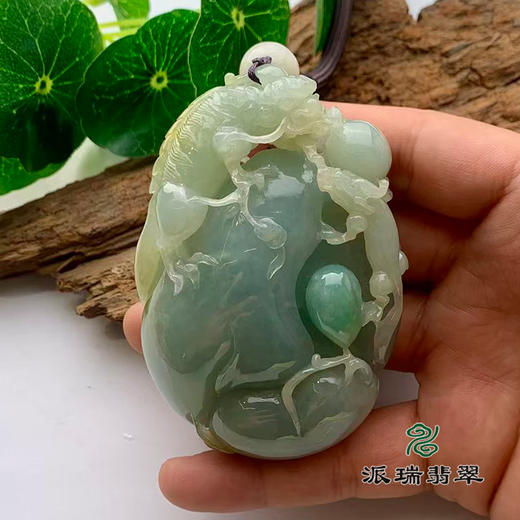 派瑞翡翠 翡翠手把件 糯加绿 商品图1