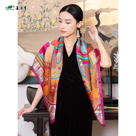 喜得宝文创丝巾《王国气象》良渚文化艺术数码方巾杭州丝绸100%桑蚕丝素绉缎 商品图2