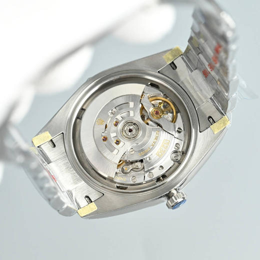 VS厂 蚝式恒动126000 最新款三色字面到货 黄色 蓝色 紫色3230机芯出货  认准腕表➕三码合一直径36mm-41mm腕表，斜边凌角边面钉，细节拉满 整个手表基于正品original原版开模❕ 商品图11