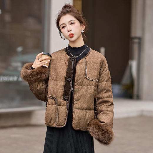 新中式可脱卸真狐狸毛袖口羽绒服，显瘦轻奢国风气质外套HR-AQHUI8139 商品图1