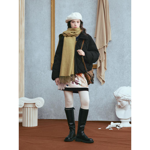 【暖冬内购】两三事梵高文艺 冬日默片 2025冬季新款时尚高领黑色羽绒服女宽松 商品图3