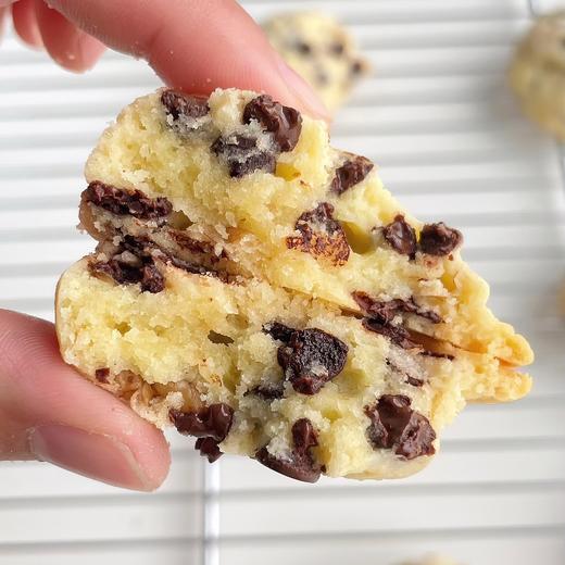 【新年秒杀】大末巧克力坚果黄油曲奇饼干| 外酥内软、口感介于蛋糕与饼干之间、香浓不腻、独立包装、休闲办公室小零食 商品图1