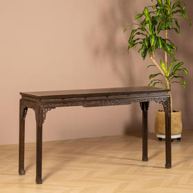 清	紫檀束腰马蹄腿夔龙纹条桌