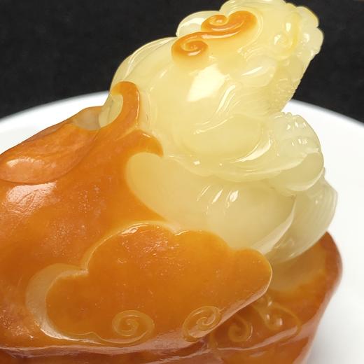 上新！蜜蜡貔貅留皮巧雕摆件 饰品美物 商品图4