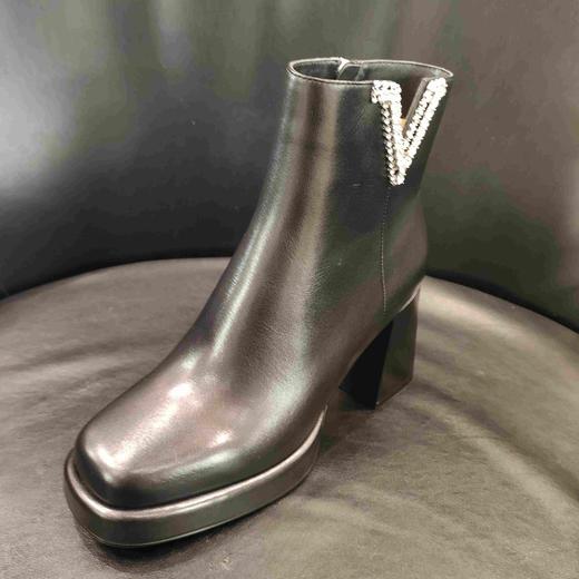 LFGJ凌介女鞋 时尚百搭小短靴 商品图0