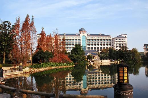 【金堂恒大酒店·双11狂欢周末不加价】仅399起住“成都小欧罗巴”，享恒温泳池、健身房、干蒸房，吃汤锅、泡温泉！亲子溜娃力荐！ 商品图0