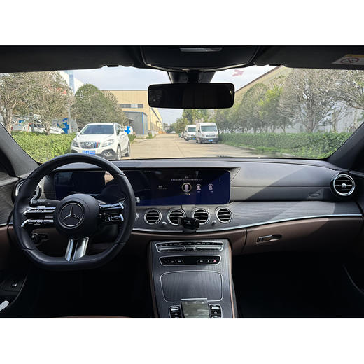 奔驰 E级 E300L豪华型【长租-北京】 商品图4