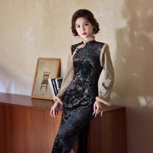 韩国绒长款修身显瘦，加绒加厚旗袍LJX-F9403 商品图2