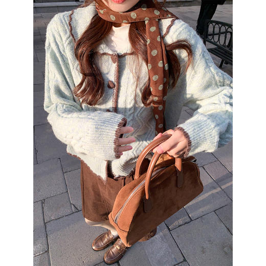 <曾小咸推荐>2.8现货秒杀 ！微信超特价！撞色边开衫 日常189.99 立减100 秒杀89.99！！半身裙  秒杀69.99！ 波点针织衫 秒89.99！ 商品图1