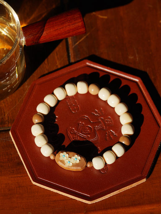 猛犸牙老山檀手串 商品图0