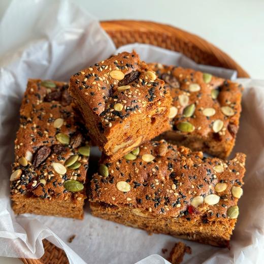 【新年秒杀】大末核桃枣糕 | 枣香浓郁、松软香甜、甜而不腻、新鲜现做、美味休闲零食 商品图2